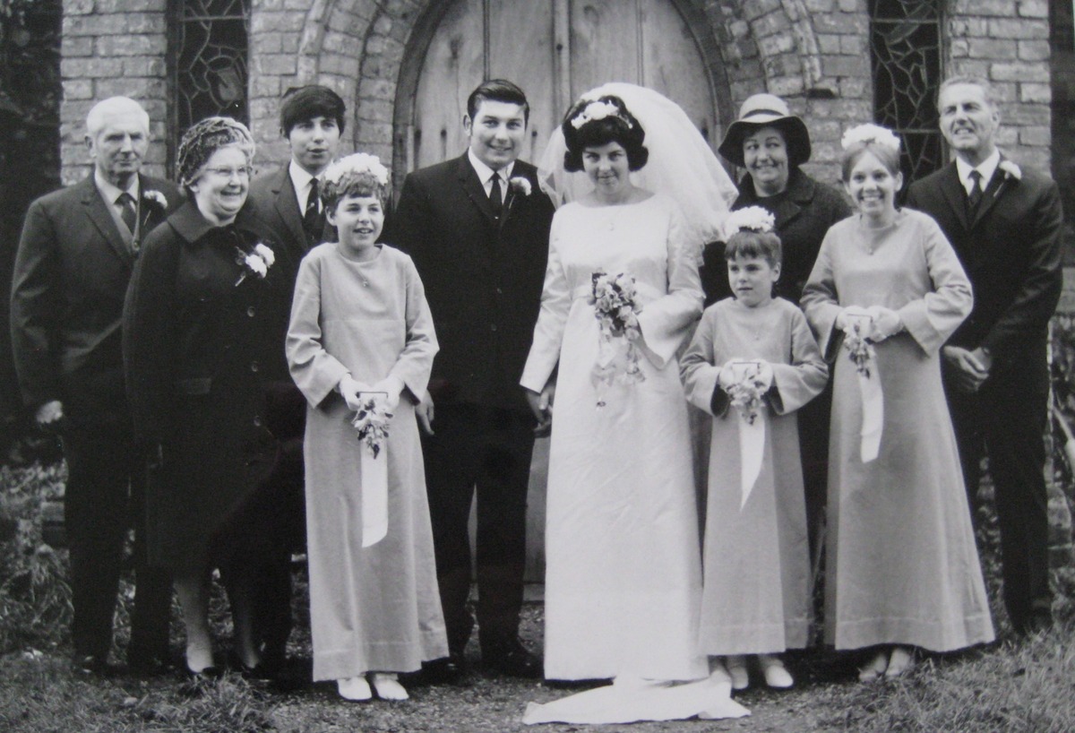 19681123 Maureen and Tony Dixey 23rd Nov 1968 with John Dixey, Connie Dixey, Bill Dixey, Beryl Raymond, Peter Raymond